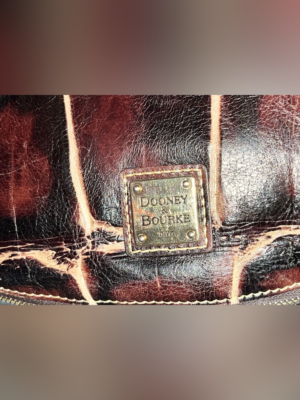 Dooney & Bourke EUC Luna bag from the Nile collection - Picture 5 of 8